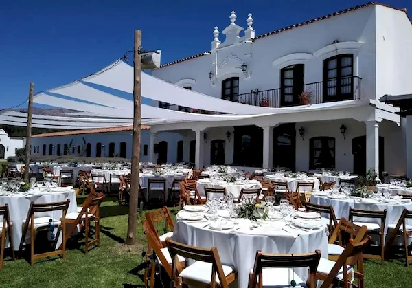 Bodas en destino